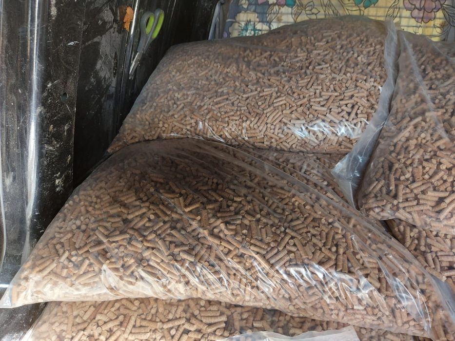 Presă pentru  peleti