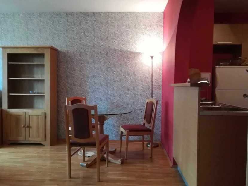 Продава се Тристаен апартамент в София, Разсадника - 85 кв.м за 2348 €/кв.м - Снимка #1