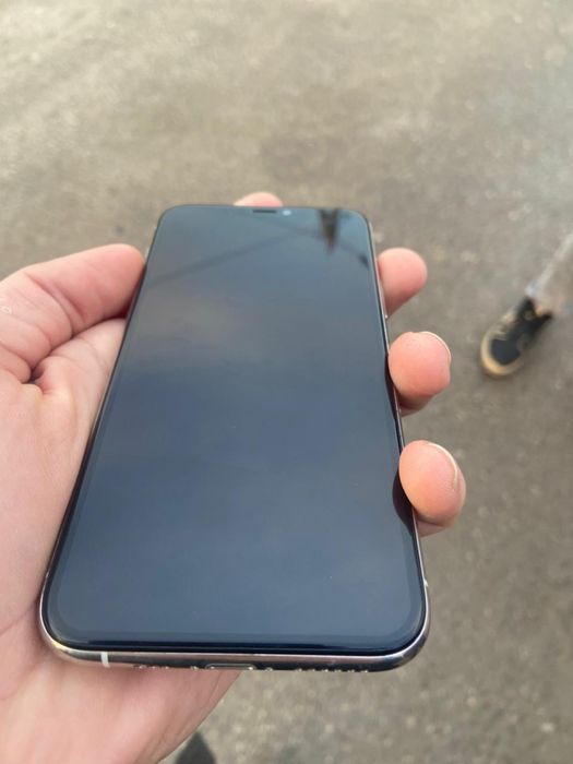 Айфон 11 сатылады