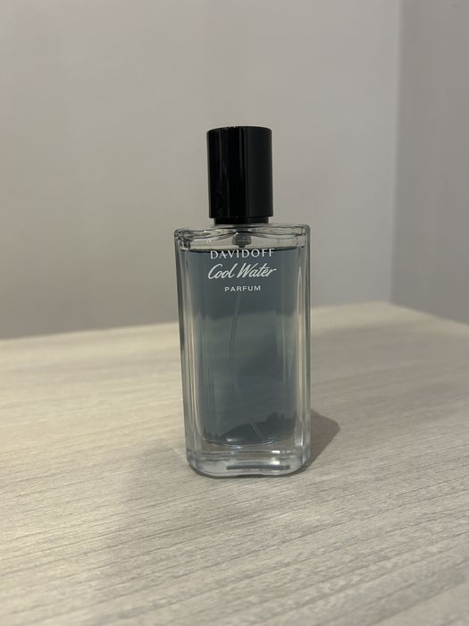 Vand parfum DAVIDOFF nou