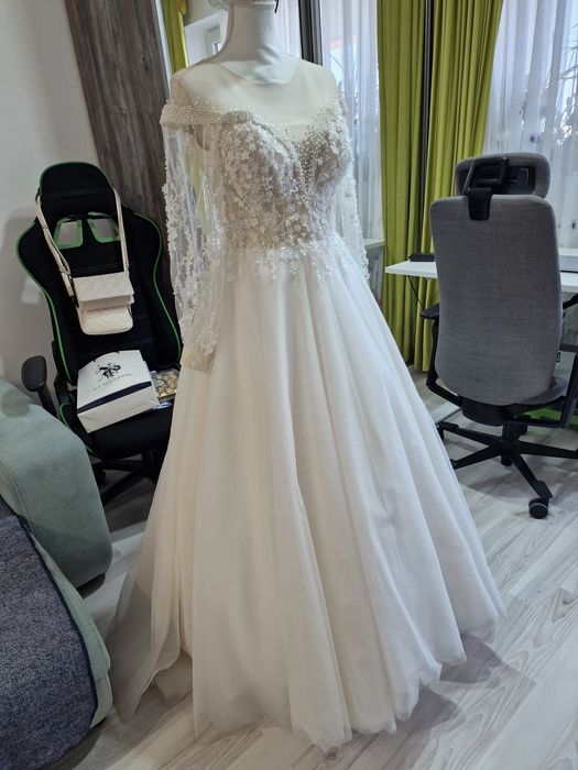 Rochie de mireasa alba superba / rochii pentru mireasa