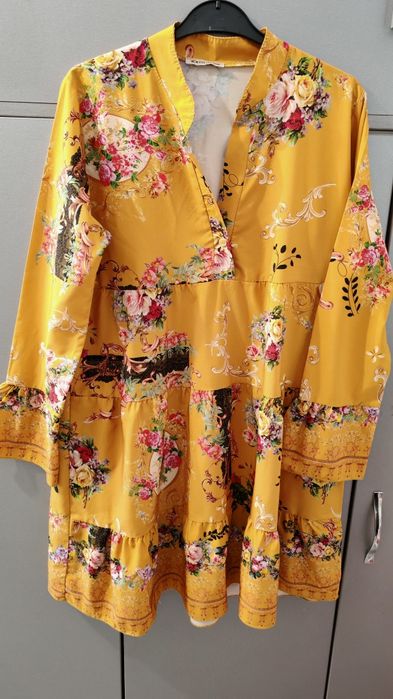 Rochie de primăvară cu mâneci evazate