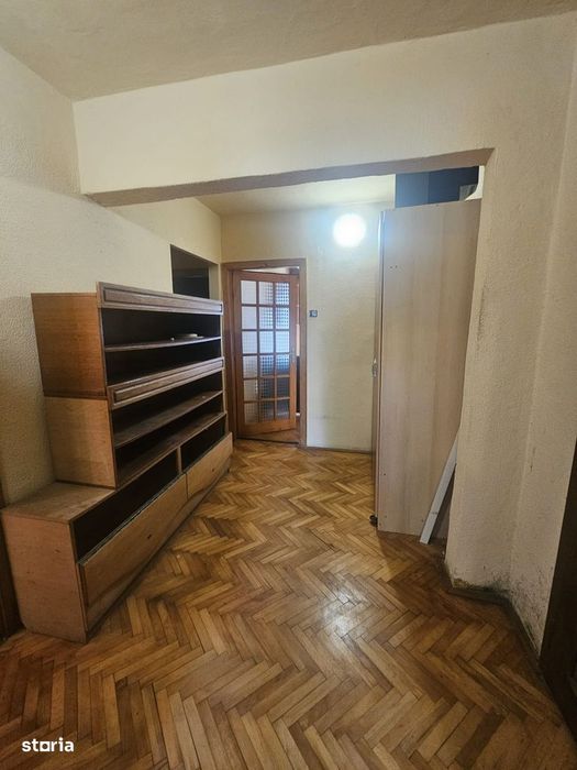 Apartament 3 camere decomandat - centrala termica !!
