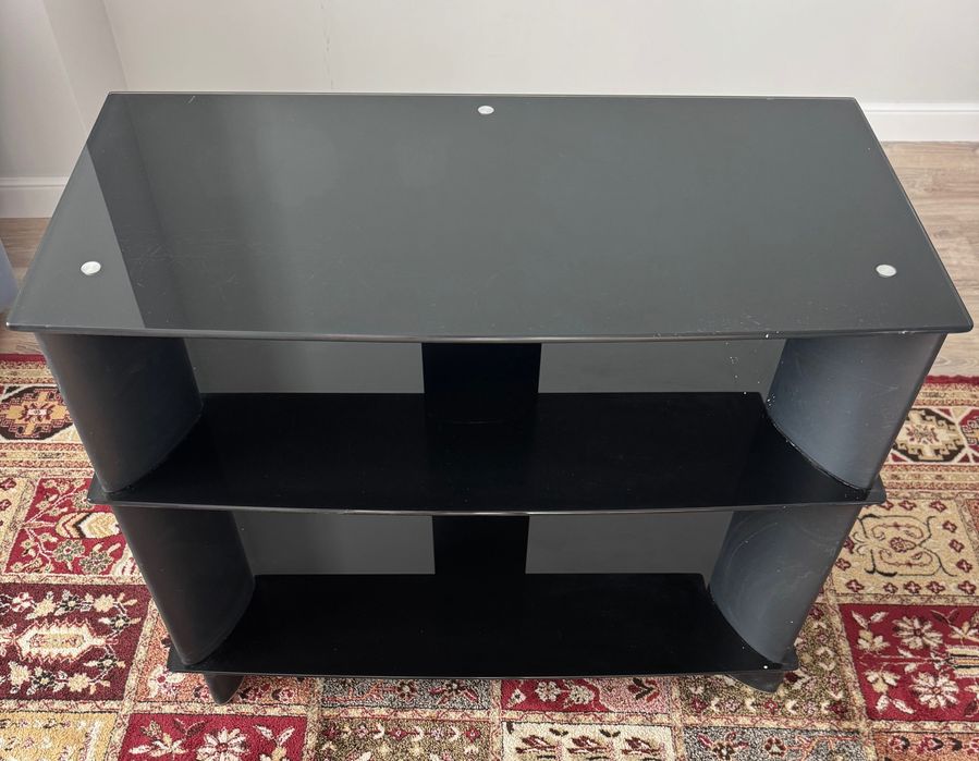 Столик под телевизор