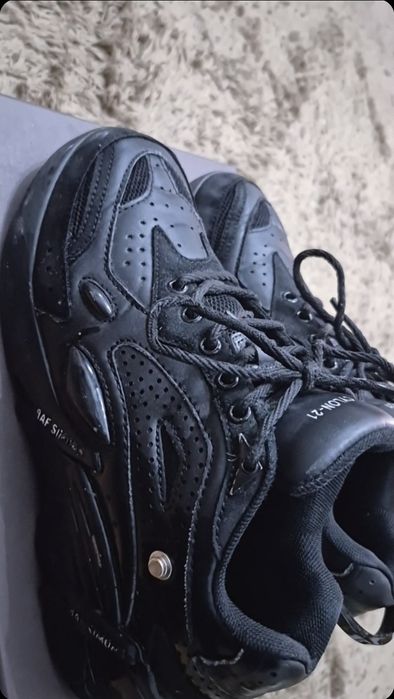 Raf Simons Cylon-21 размер 39