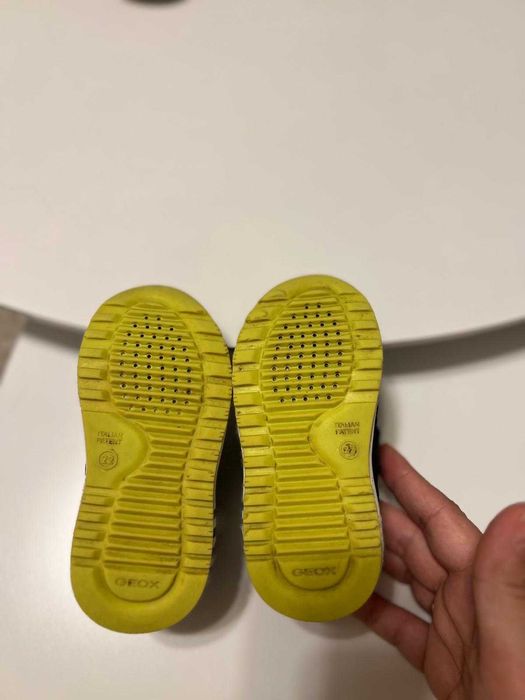 Vand incaltaminte sport GEOX marimea 22