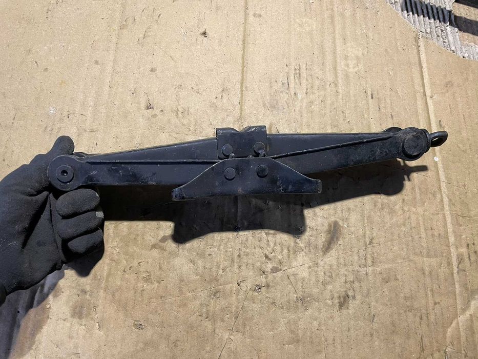 Авто Крик Авариен Крик Volkswagen Jetta Passat Beetle