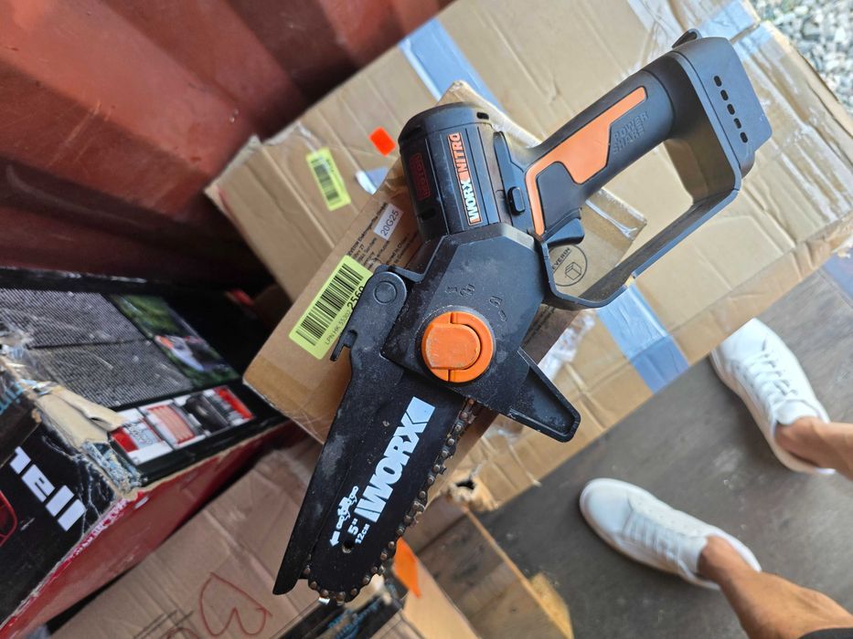 WORX Nitro WG325E Ferăstrău fără fir 20 V, fără perii, PowerShare - DEFECT