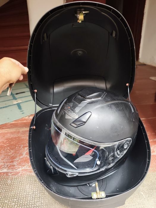 Cască moto NITRO  și cutie portbagaj