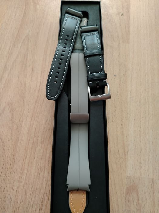 Часовник Samsung Galaxy watch 5 pro