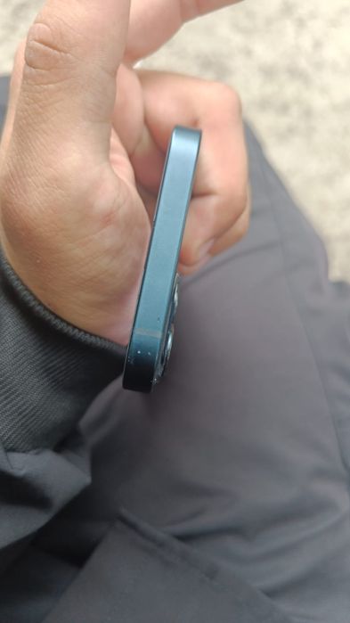 Iphone 13 128 g  Akb 80%