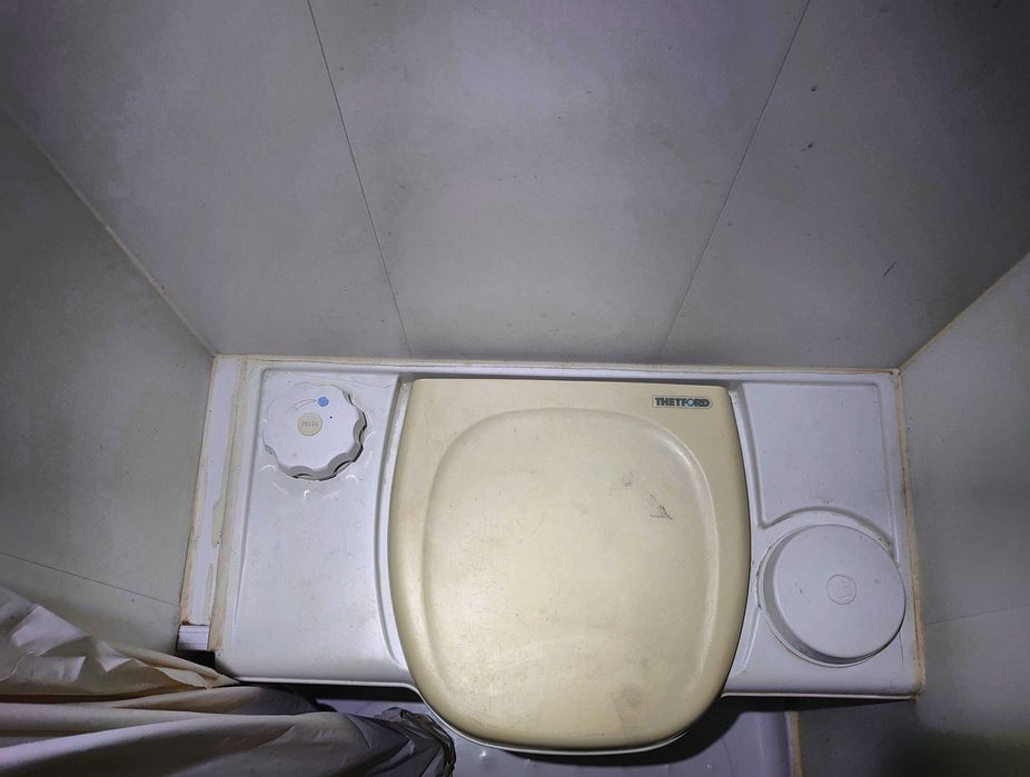 Offgrid кемпер 6м LMC Cruiser