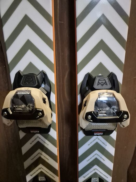 Schi ski all-mountain  Black Crows Sato 2026
