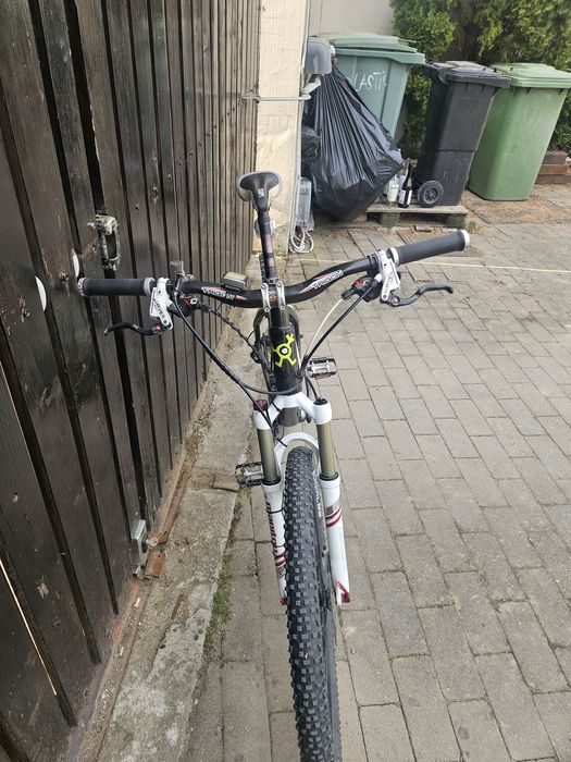 Bicicleta BIRK full carbon