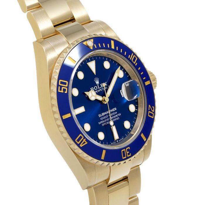 ROLEX Submariner Date Blue 18K Yellow Gold