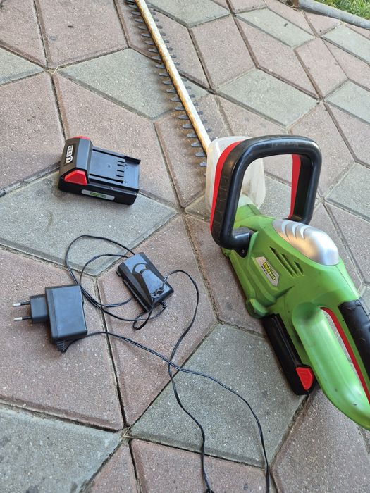 Vand trimer gard viu Flora Best 18V lion