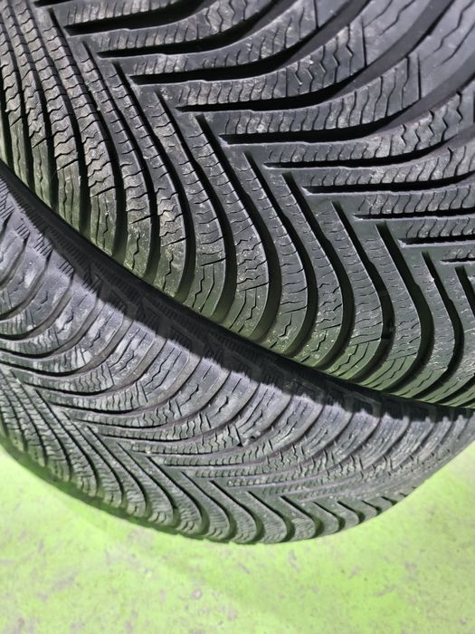 4 бр зимни 225/55/17 Michelin