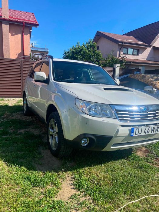 SUBARU Forester 2010 — imagine 2