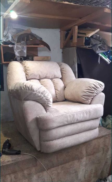 Перетяжка мебели