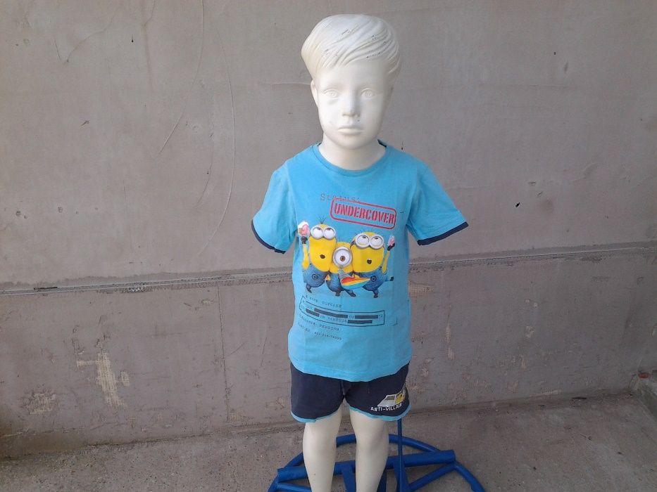 Minioni | set pantaloni scurti + tricou copii 6 ani