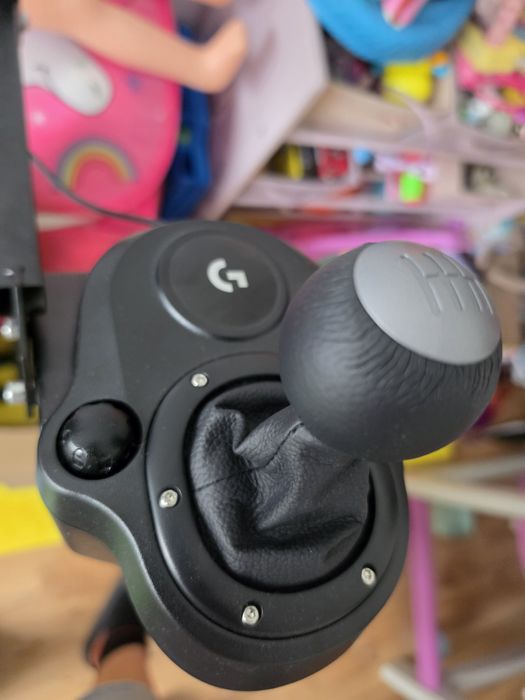 Volan logitech g29 PS5 SI PS5 + PC cu pedale si schimbător de viteze plus wheel stand Myria