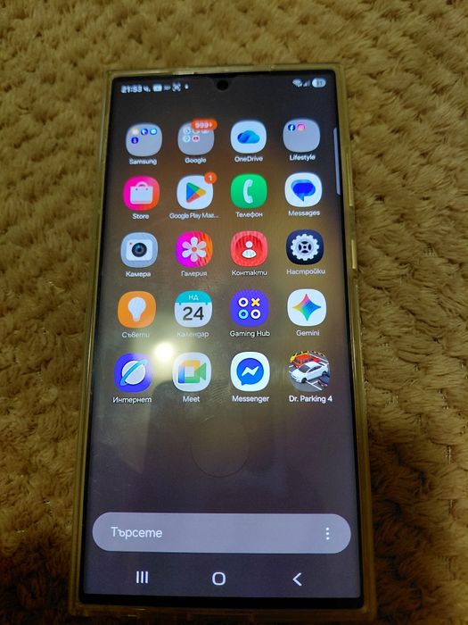 Samsung s23 ultra телефона е добро застояние телефона има зарядно и 4 гръбчета 512 гб е и 12 рам
