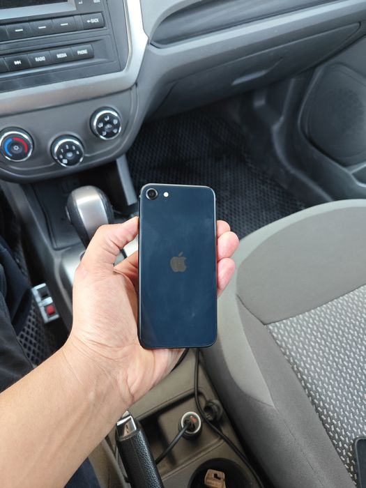 iphone se 3(2022) protssesor iphone 13 niki