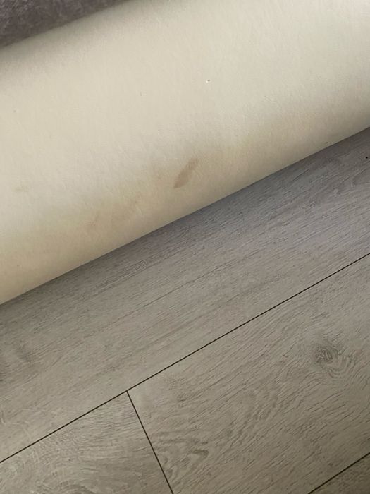 Coltar cu lada pentru lenjerie