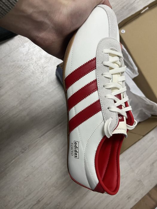 Adisas tokyo оригинал