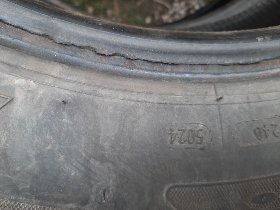 Anvelopa vára 205/60R16