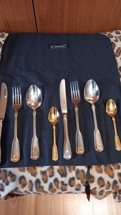 Столовые приборы