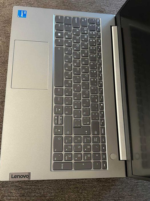 Лаптоп,много изгодно