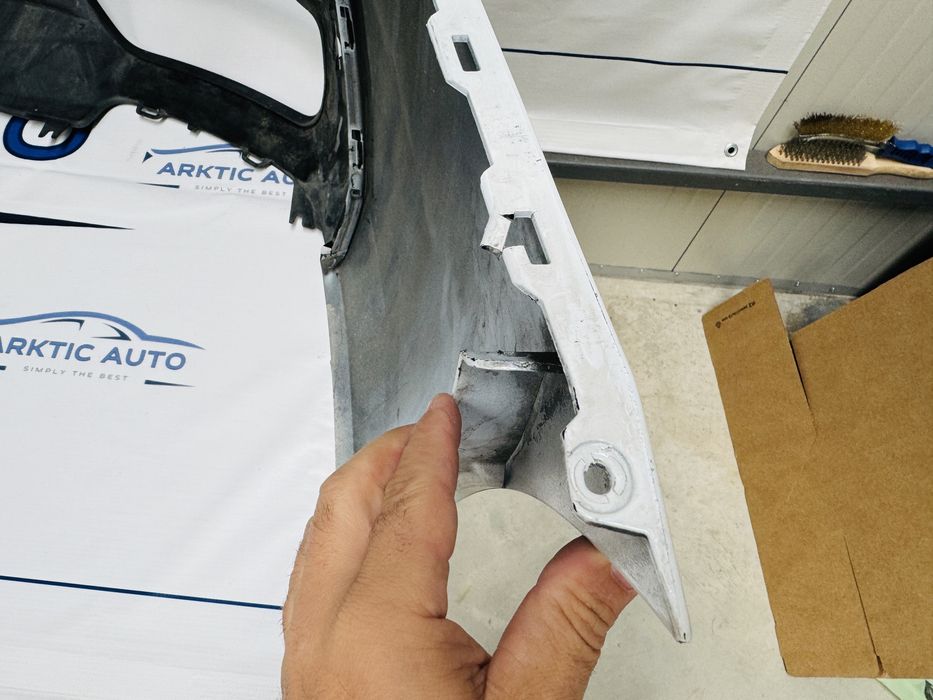 Bara spate Audi A4 facelift dupa 2019 cod 8W5807511