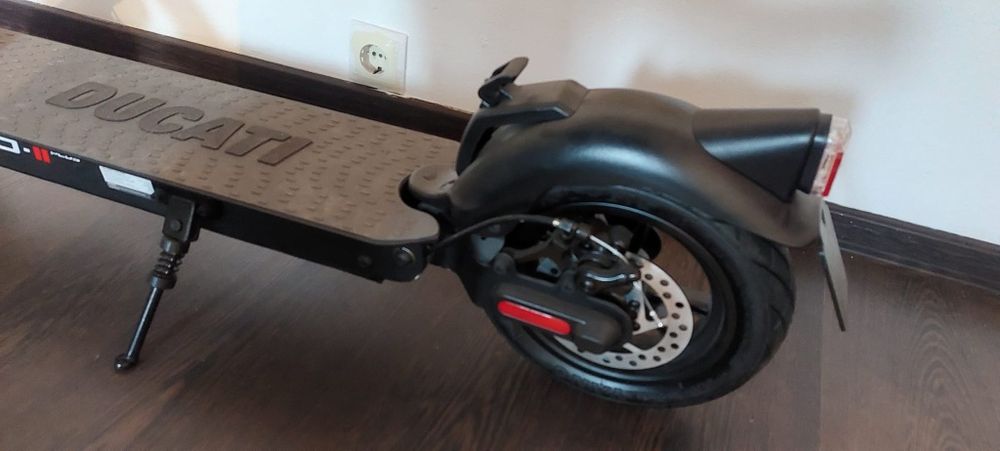 Vand/Schimb Trotineta Electrica Ducati Pro 2 Plus