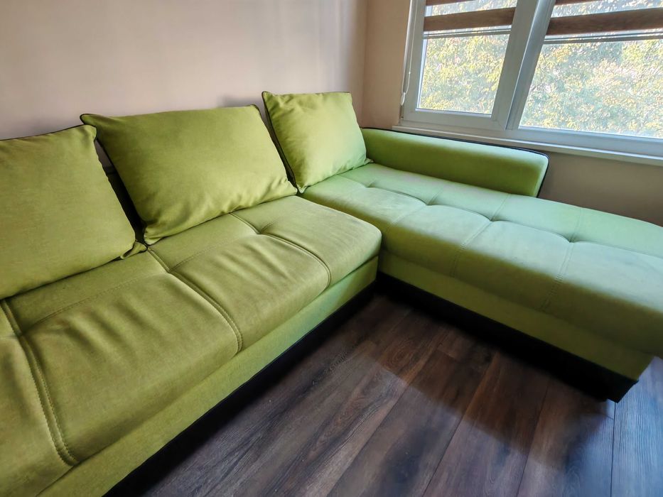 Ъглов разтегателен  диван