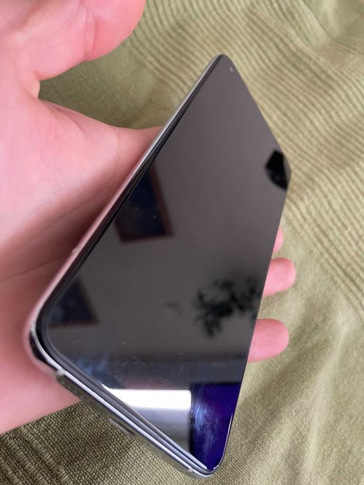 Xiaomi Mi 10T Pro 256 GB работещ нормално, пукнат гръб