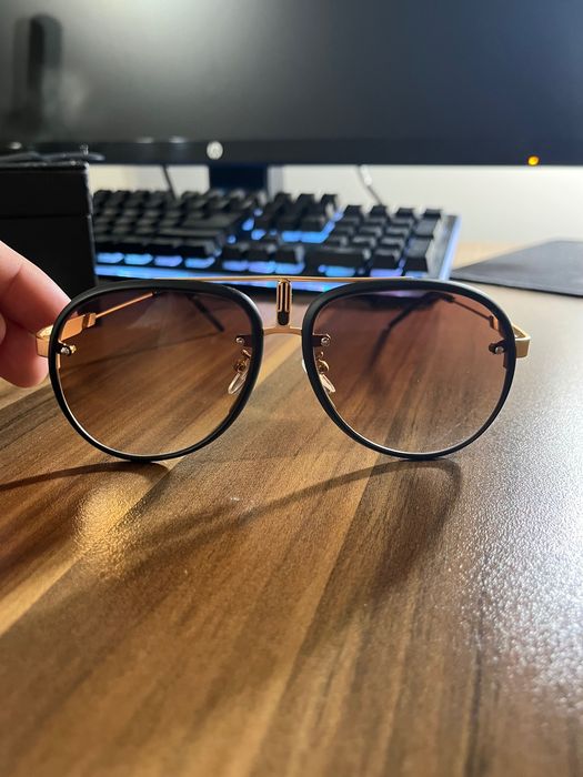 Слънчеви очила .