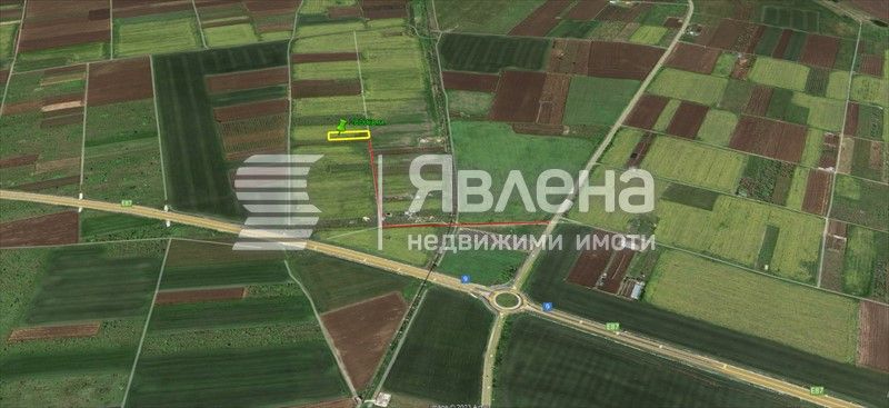 Земеделска земя с удобен достъп