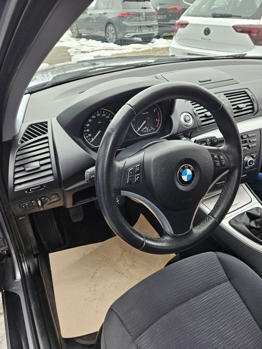 Vand bmw e87 seria 1 118d, 2010 impecabil