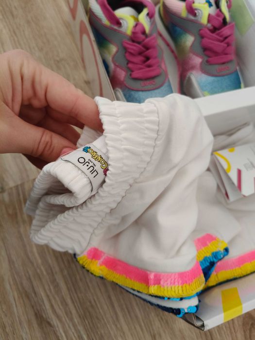 Комплект Liu jo маратонки #33 и анцуг 8г- нови