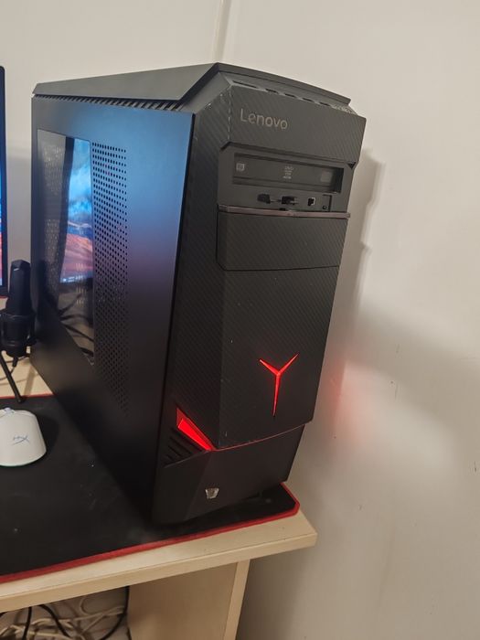 Vand/schimb pc gaming