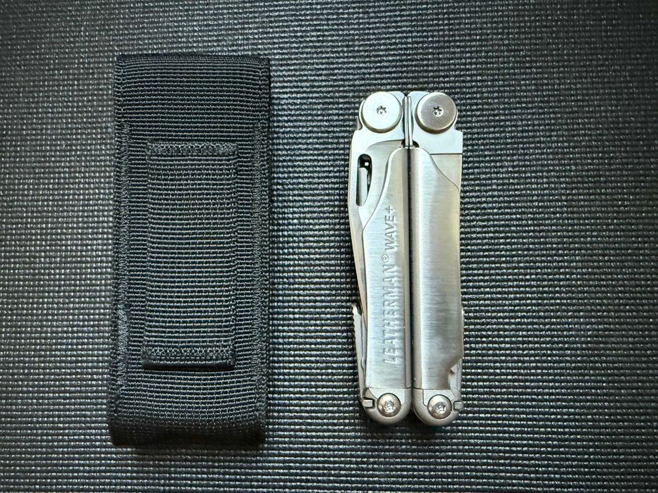 Vand multitool Leatherman Wave+ nou cu teaca de nylon