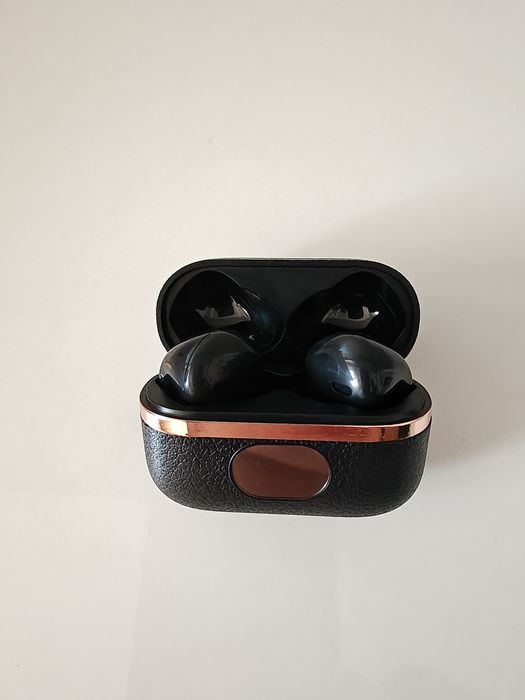Casti wireless in ear