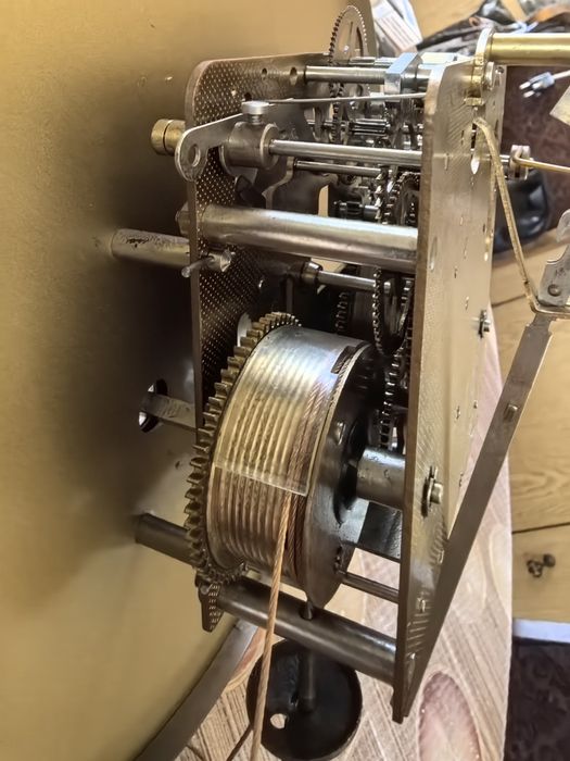 Немски часовник ОГРОМЕН