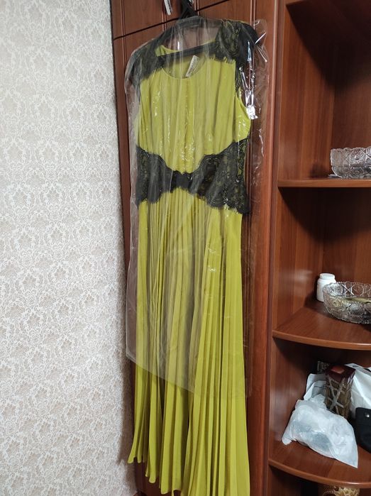 Красивое вечернее платье