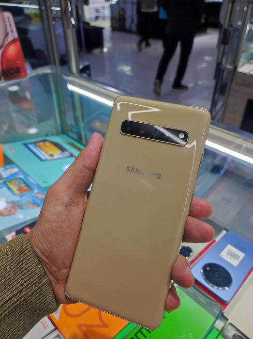 Срочно Galaxy s10 5g 258gb ideal