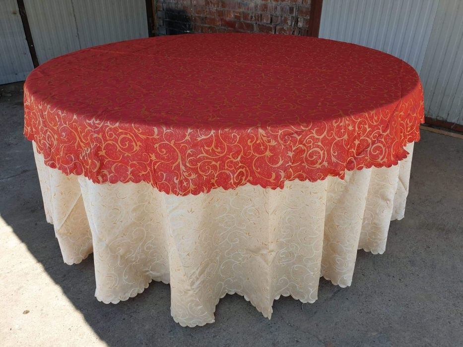 Fata (fete) de masa, rotunda, pentru restaurant, sala de nunta, cort