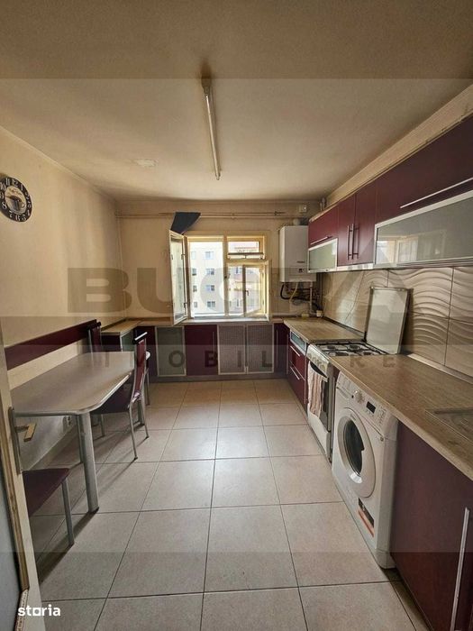 Apartament de 3 camere, 70mp, decomandat, zona strazii Intre Lacuri
