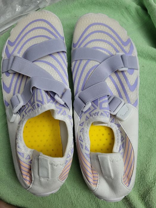 Аквасоки, акваобувь, коралки, аквашузы