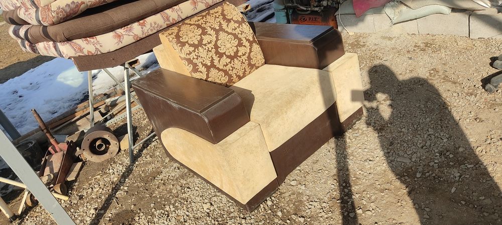 Кресло диван даром